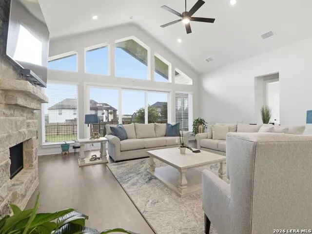 199 POE PKWY Castroville, TX 78009