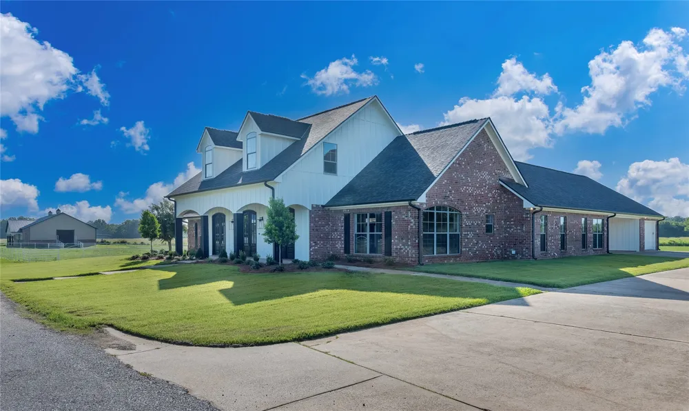 6485 Saint Johns Church Road Hosston, LA 71043