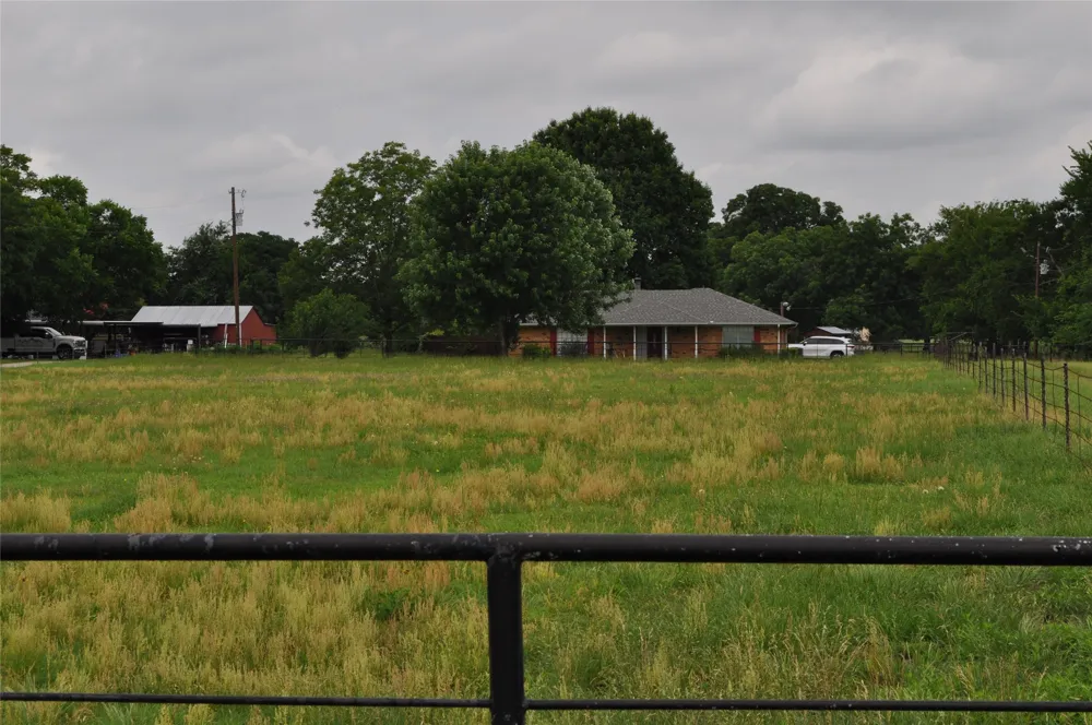 180 Davis Road Combine, TX 75159