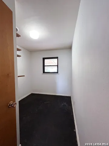 5121 Star Trek Beeville, TX 78102