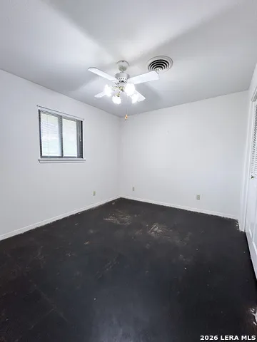 5121 Star Trek Beeville, TX 78102