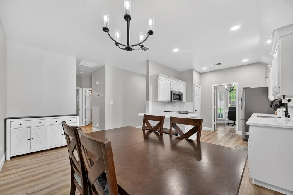 1428 Bregenz Lane Lewisville, TX 75067