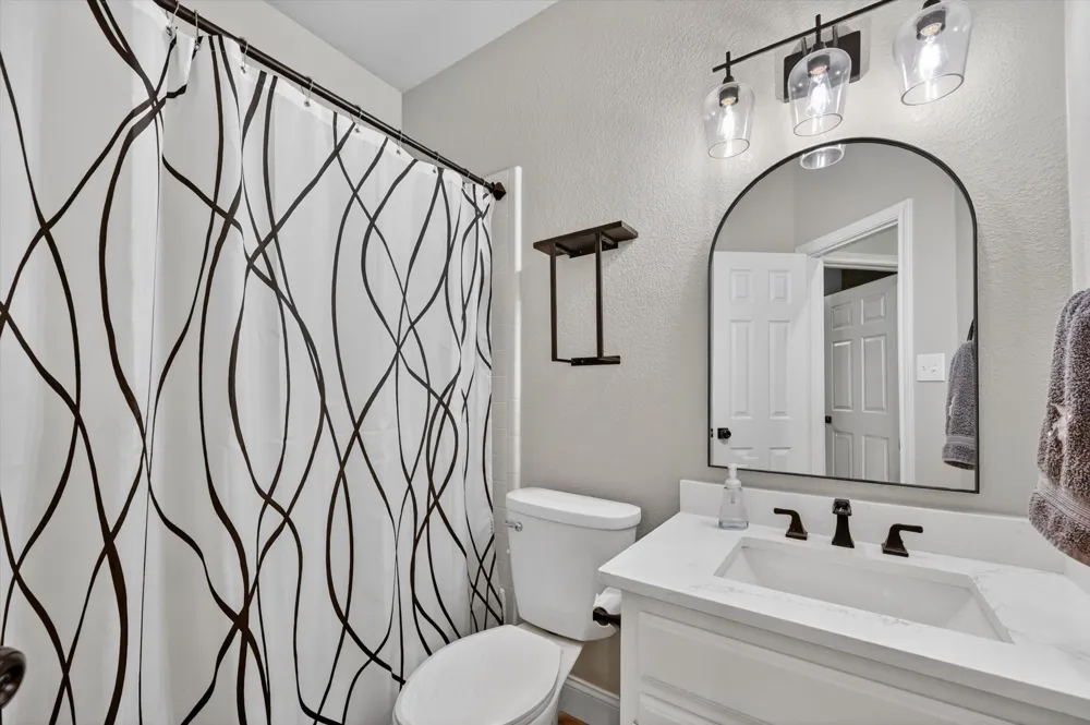 1428 Bregenz Lane Lewisville, TX 75067