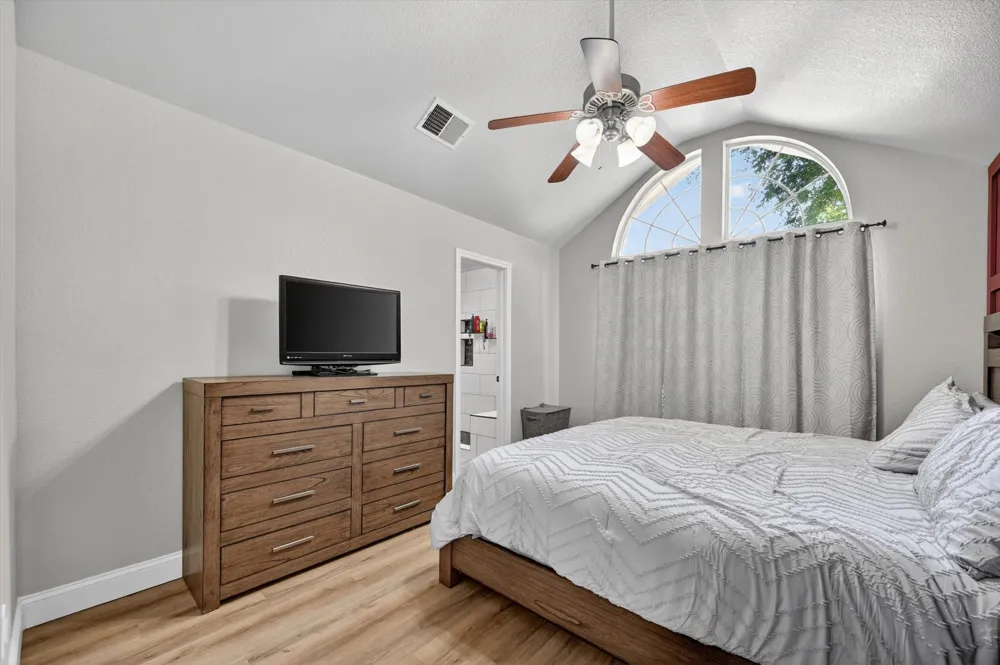 1428 Bregenz Lane Lewisville, TX 75067