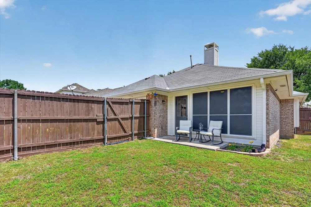1428 Bregenz Lane Lewisville, TX 75067