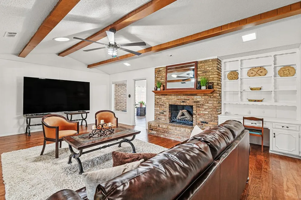 4300 Barcelona Drive Fort Worth, TX 76133