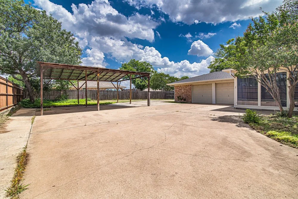 4300 Barcelona Drive Fort Worth, TX 76133
