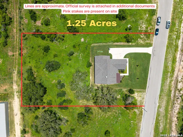 601 LEGEND PARK DR Castroville, TX 78009