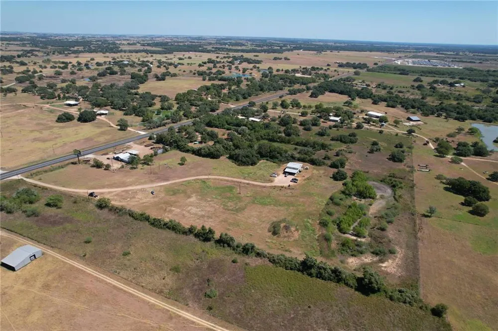 2245 Us Hwy 77a North Highway Yoakum, TX 77995