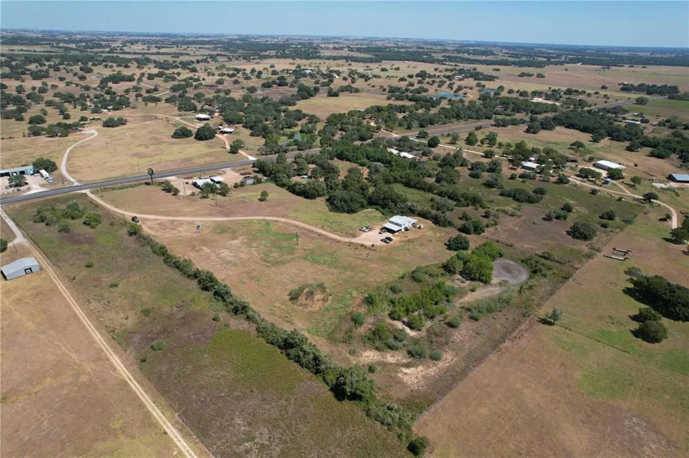 2245 Us Hwy 77a North Highway Yoakum, TX 77995