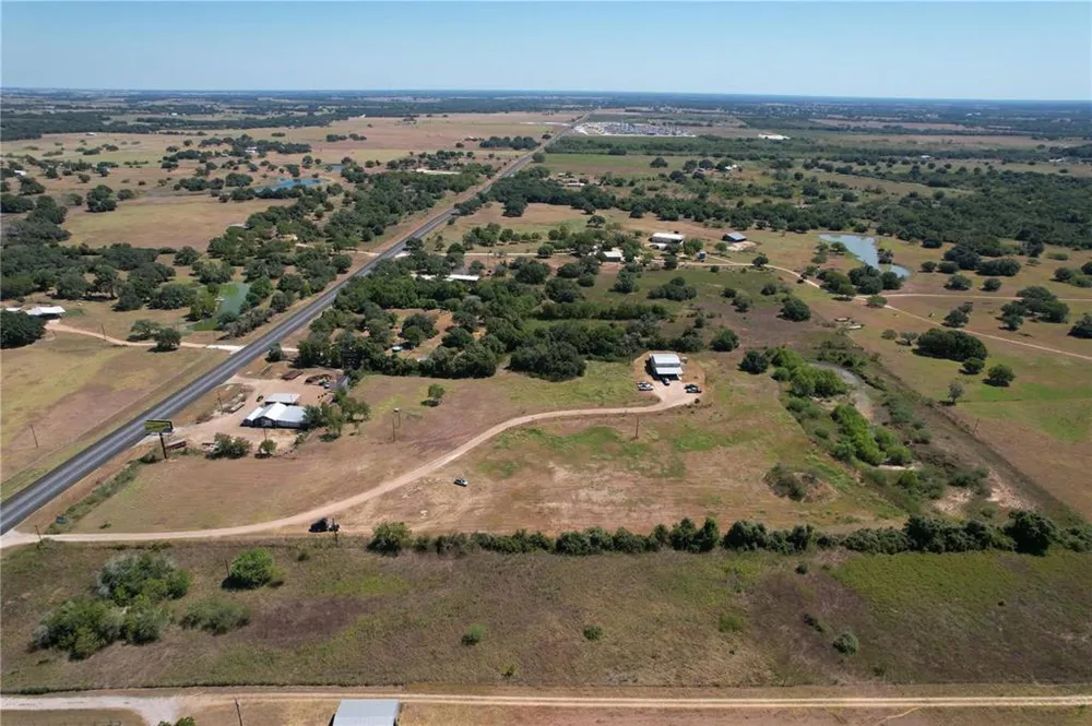 2245 Us Hwy 77a North Highway Yoakum, TX 77995