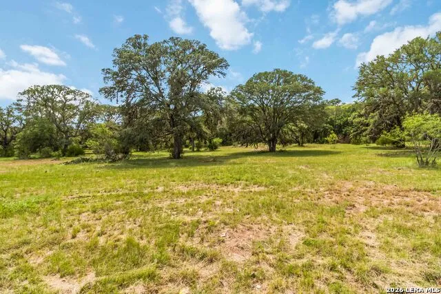 186 PRIVATE ROAD 1712 Mico, TX 78056