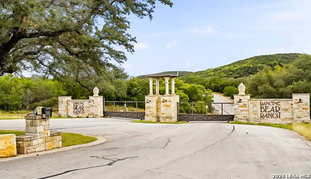 186 PRIVATE ROAD 1712 Mico, TX 78056