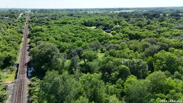 14589 RAILROAD ST Lytle, TX 78052