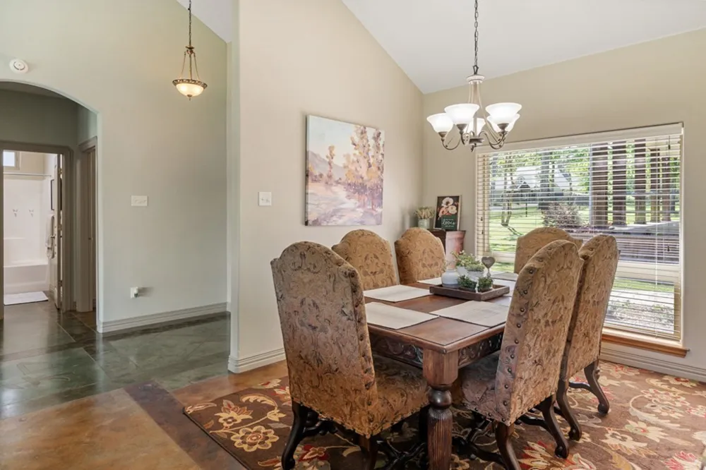 211 Beverly Drive Malakoff, TX 75148
