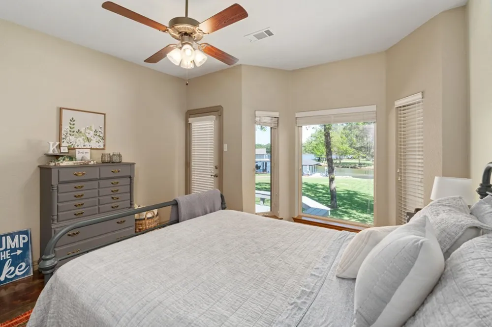211 Beverly Drive Malakoff, TX 75148