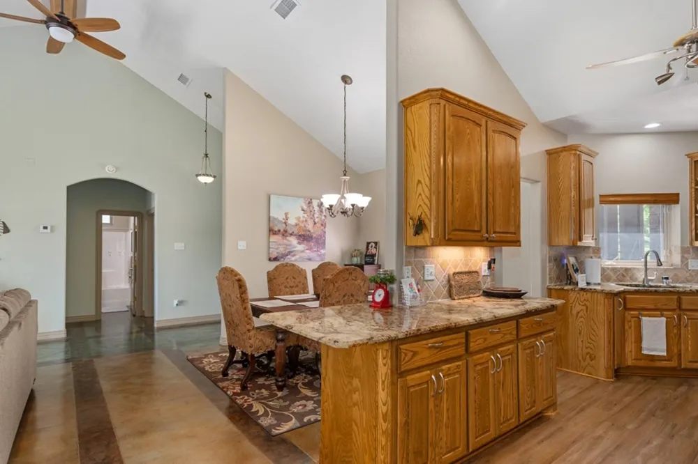 211 Beverly Drive Malakoff, TX 75148