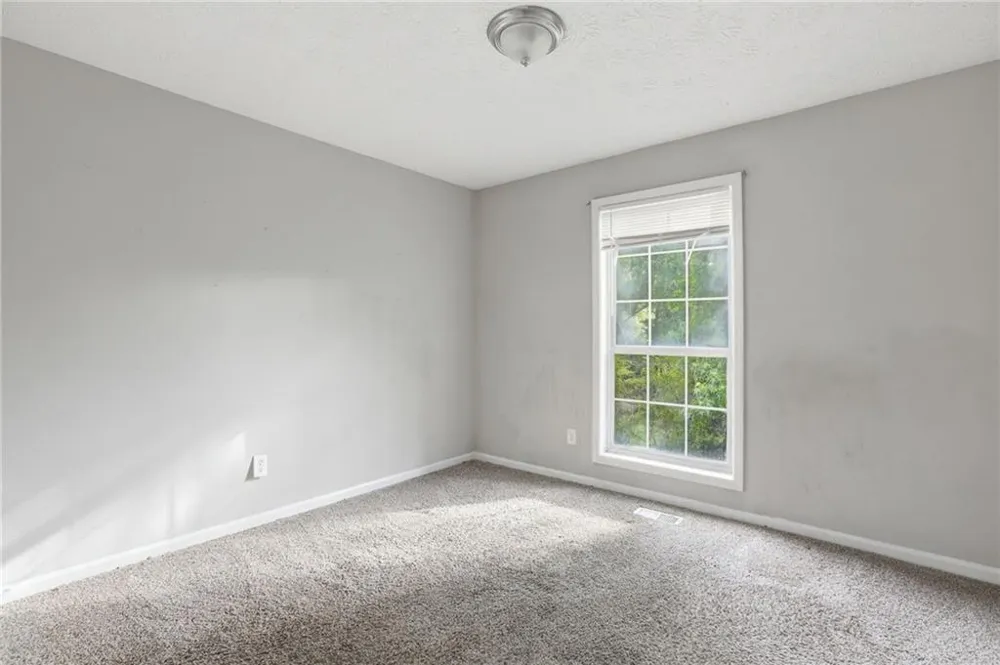 1648 Olde Oak Drive Lithia Springs, GA 30122