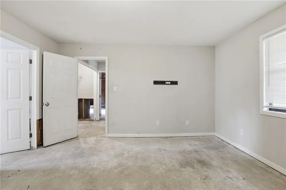 1648 Olde Oak Drive Lithia Springs, GA 30122