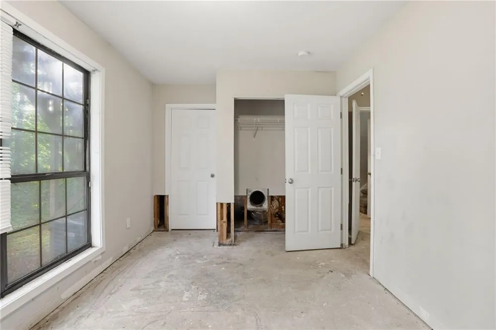 1648 Olde Oak Drive Lithia Springs, GA 30122