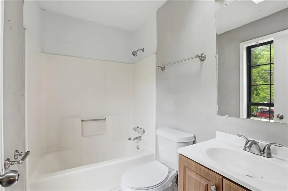 1648 Olde Oak Drive Lithia Springs, GA 30122