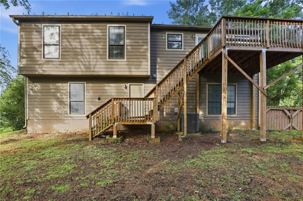 1648 Olde Oak Drive Lithia Springs, GA 30122