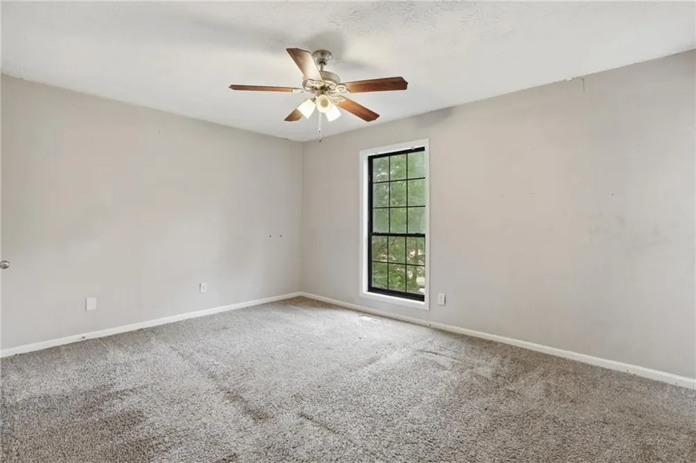 1648 Olde Oak Drive Lithia Springs, GA 30122