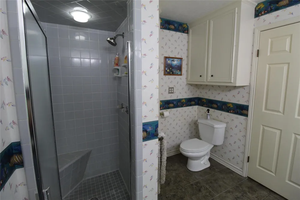 108 Meadow Drive Schulenburg, TX 78956