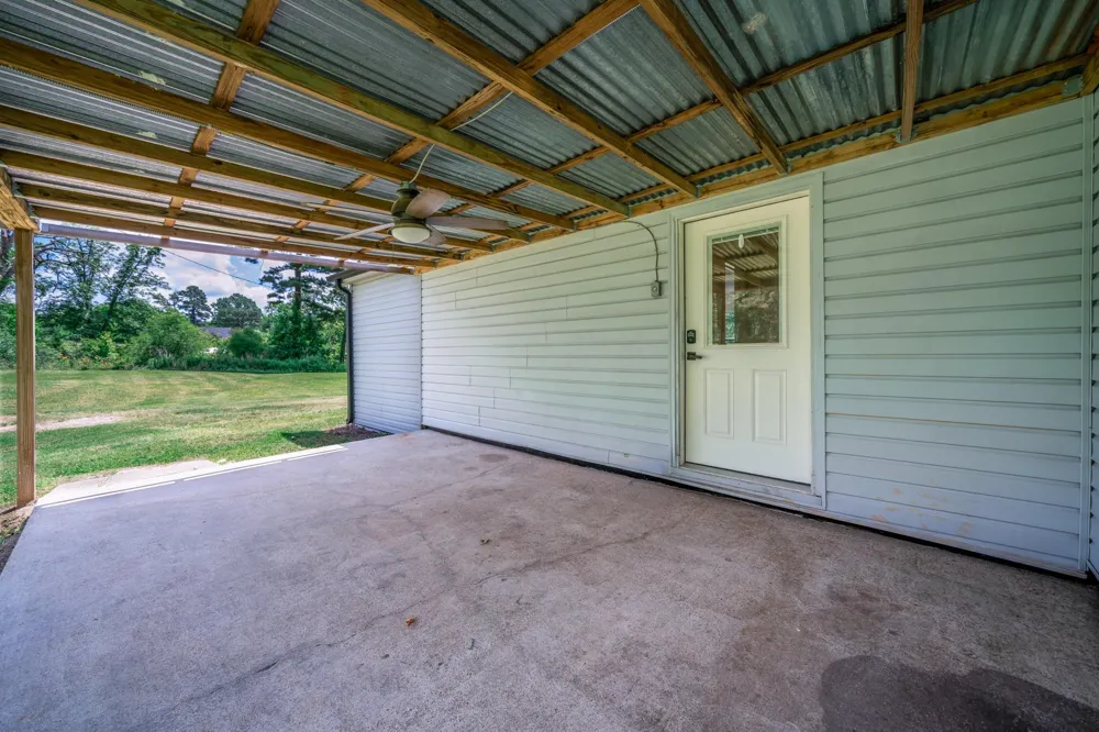 23331 Cr 3107 Gladewater, TX 75649