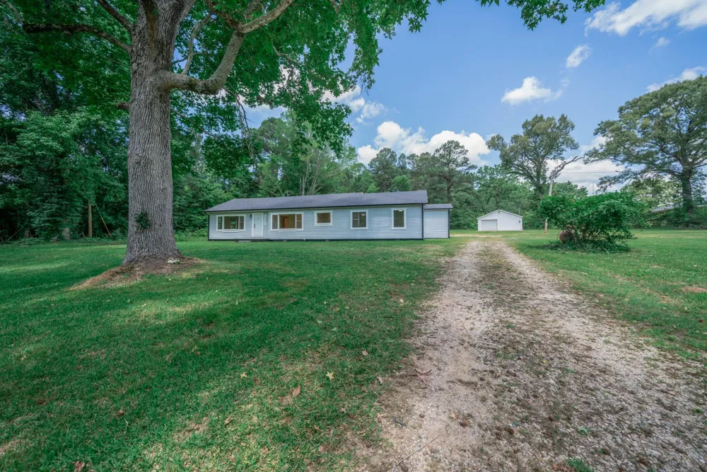 23331 Cr 3107 Gladewater, TX 75649