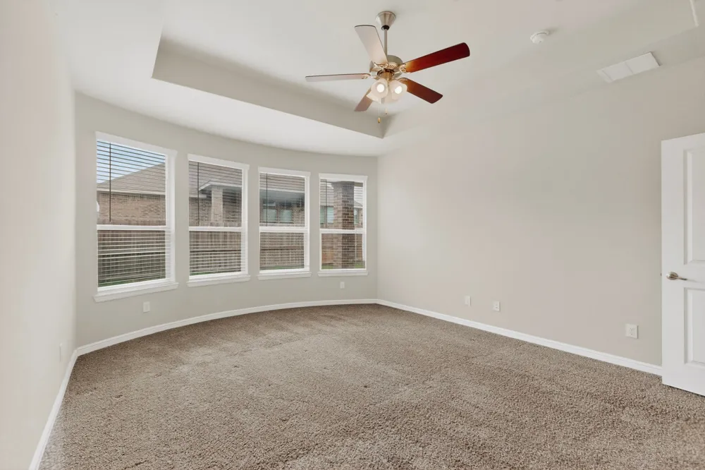 7811 Links Drive Arlington, TX 76001