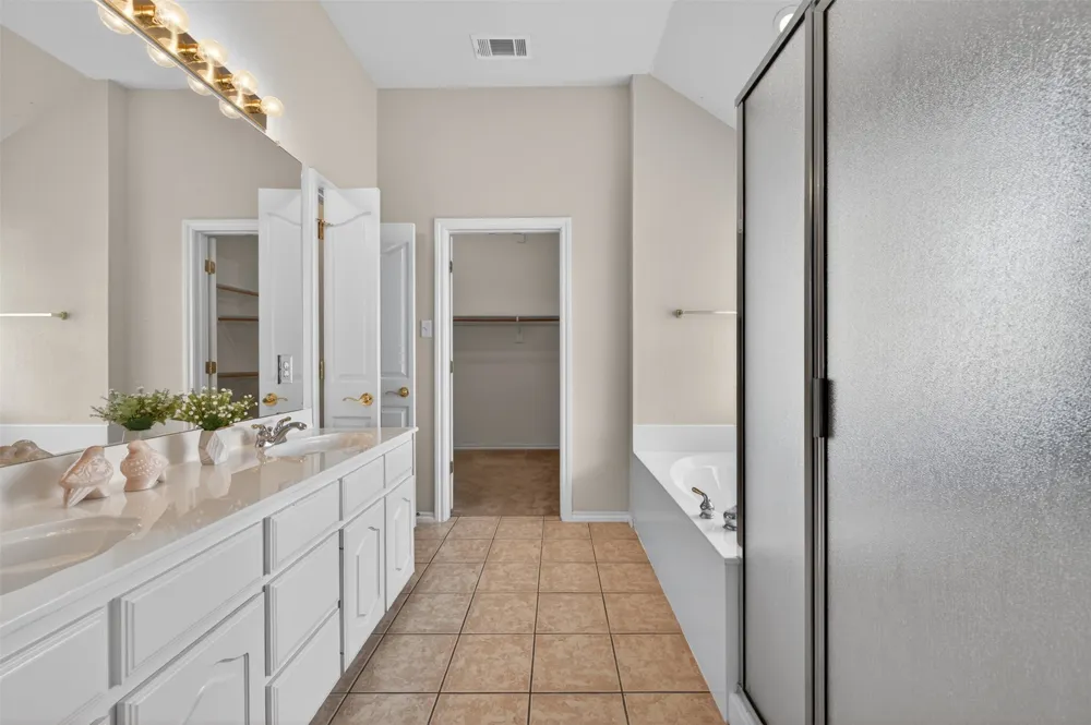 4821 Diamond Trace Trail Fort Worth, TX 76244