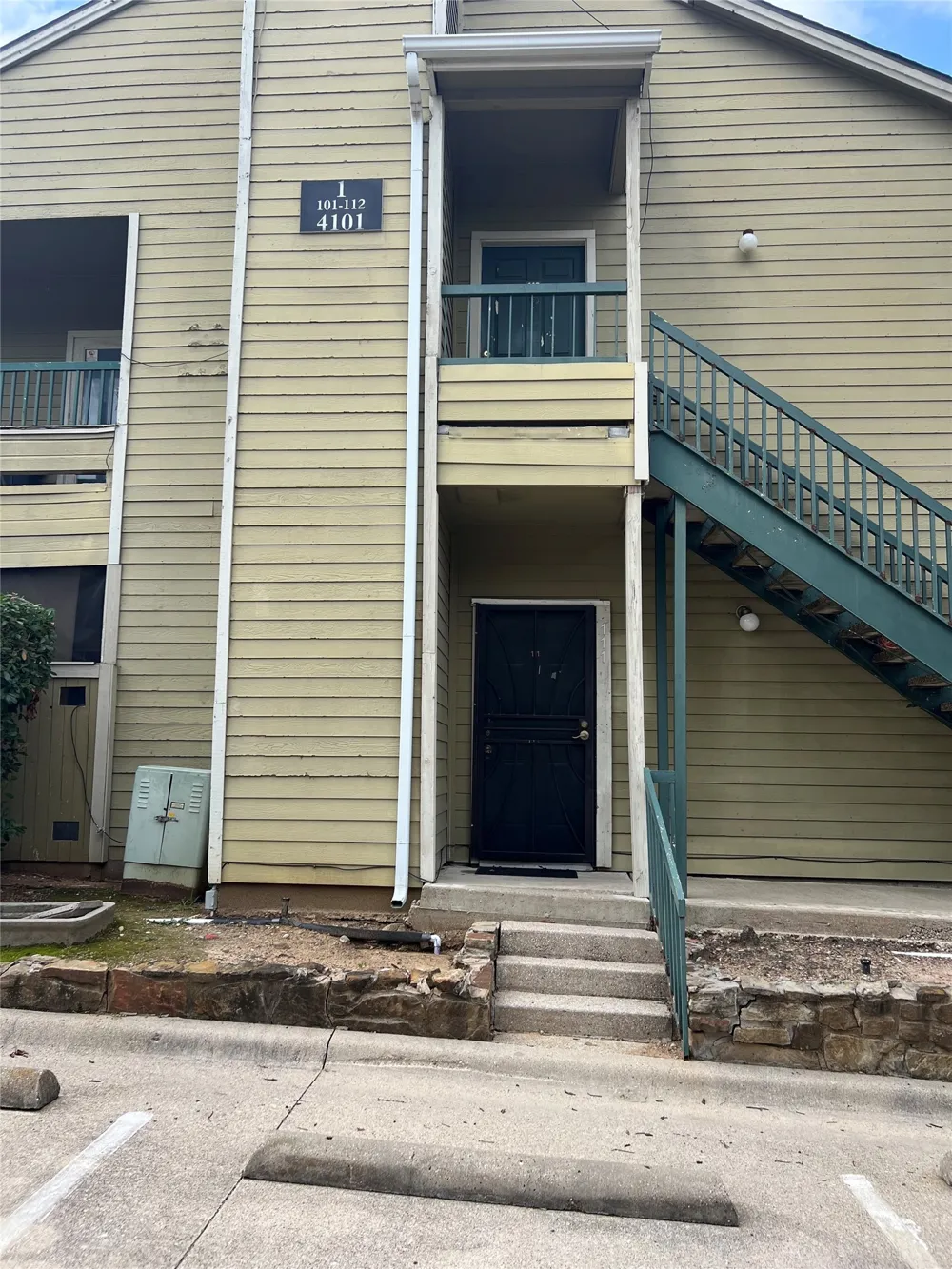 4101 Esters Road #111 Irving, TX 75038
