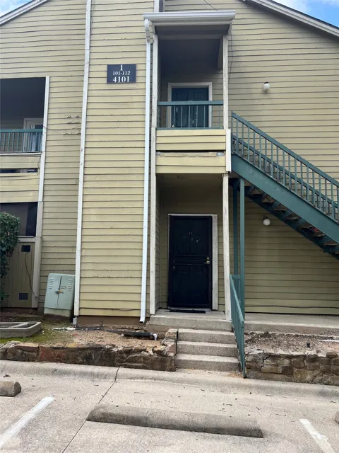 4101 Esters Road #111