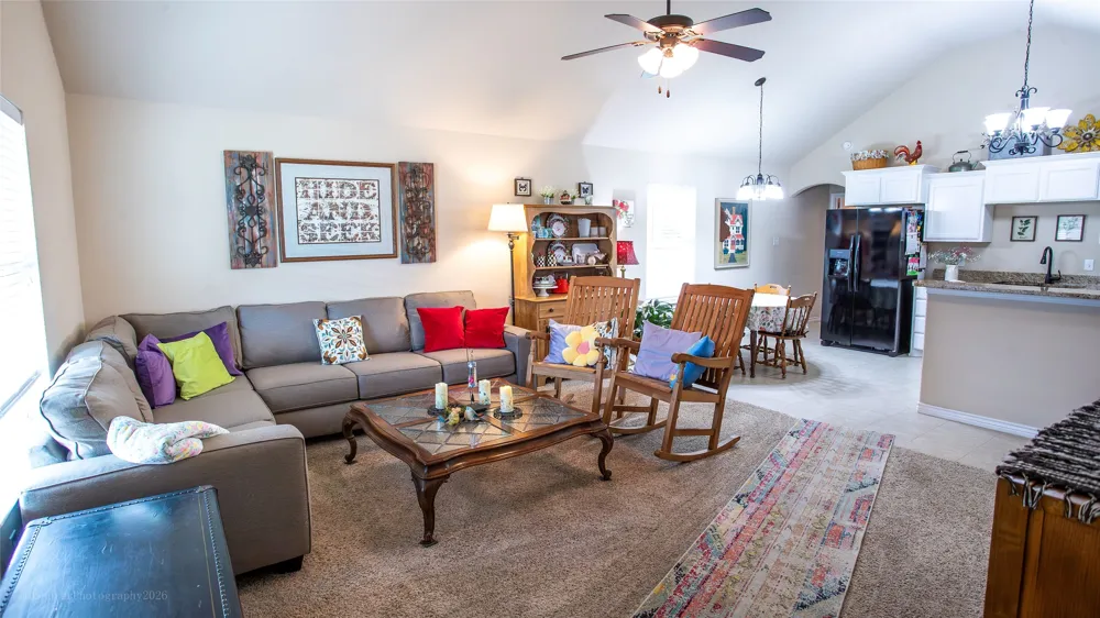 206 W Oak Olney, TX 76374