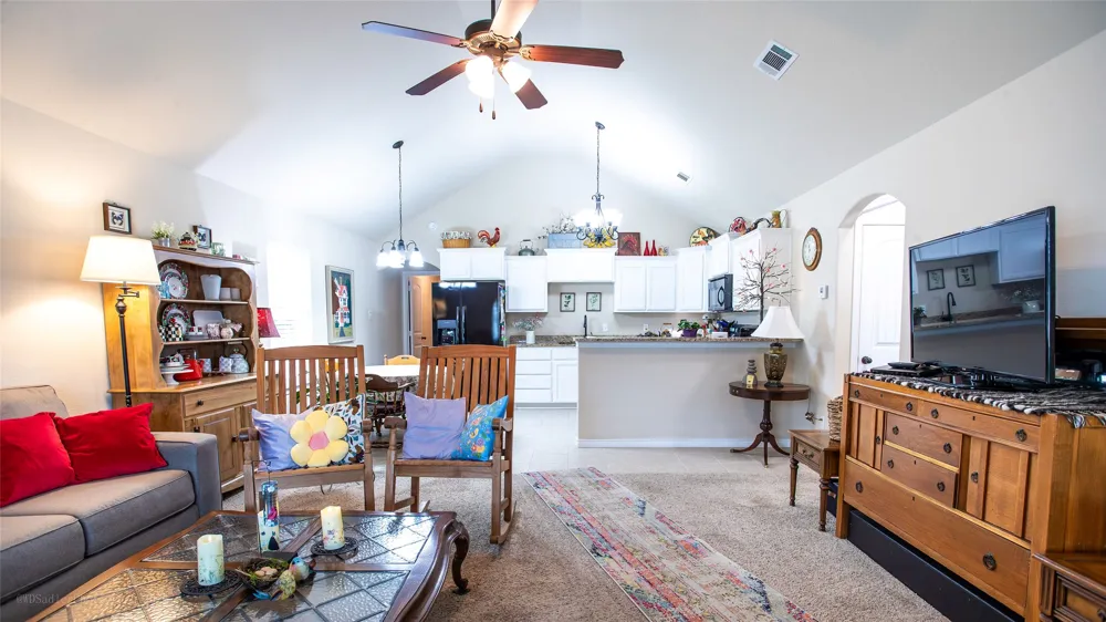 206 W Oak Olney, TX 76374
