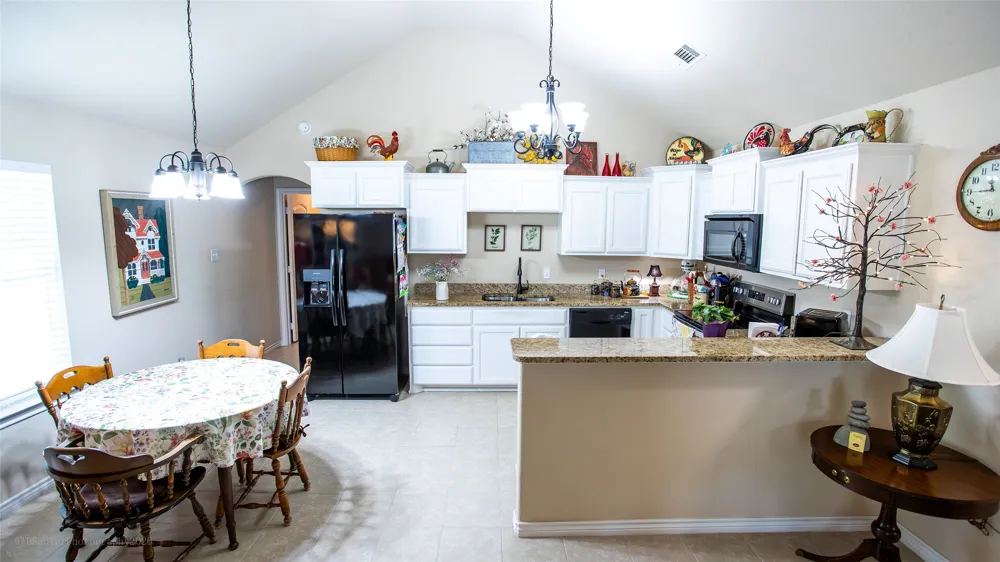 206 W Oak Olney, TX 76374
