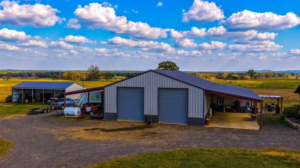 3588 County Road 4608 Troup, TX 75789