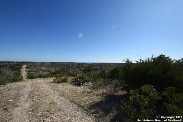 1052 Steep rd Del Rio, TX 78840