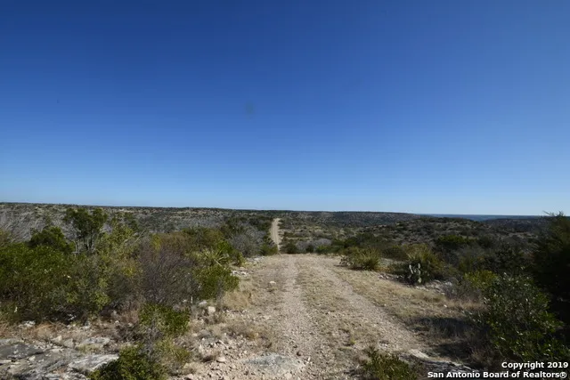 1052 Steep rd Del Rio, TX 78840