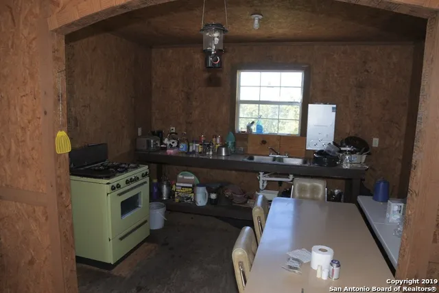1052 Steep rd Del Rio, TX 78840