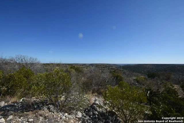 1052 Steep rd Del Rio, TX 78840
