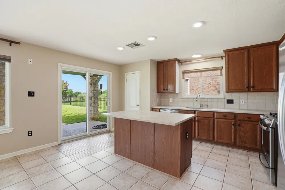 2801 Butler National Drive Pflugerville, TX 78660