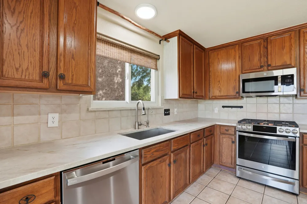 2801 Butler National Drive Pflugerville, TX 78660