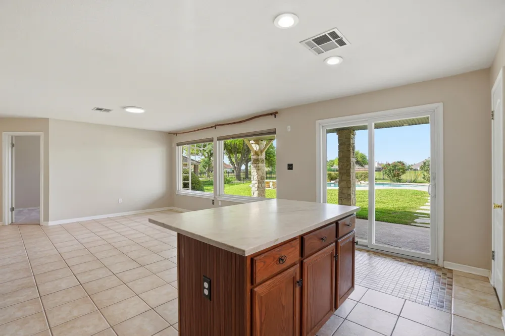 2801 Butler National Drive Pflugerville, TX 78660
