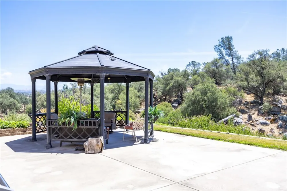1087 Ben Hur Road Raymond, CA 93653
