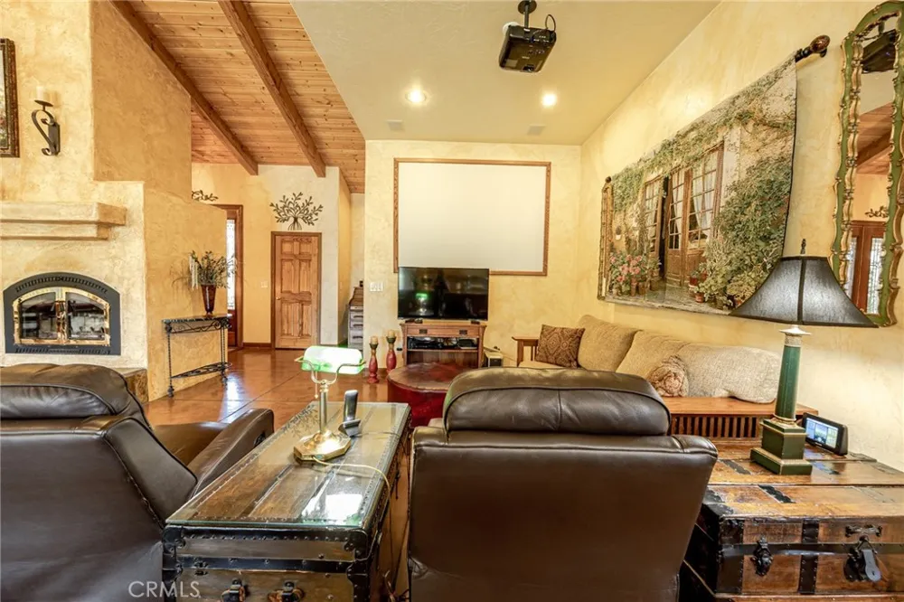 1087 Ben Hur Road Raymond, CA 93653