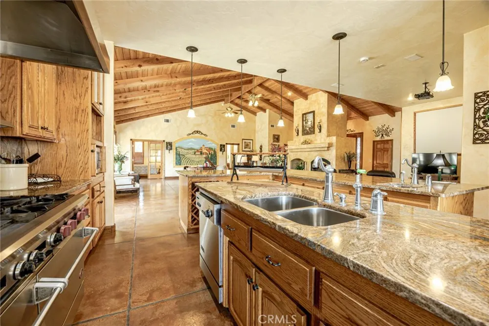 1087 Ben Hur Road Raymond, CA 93653
