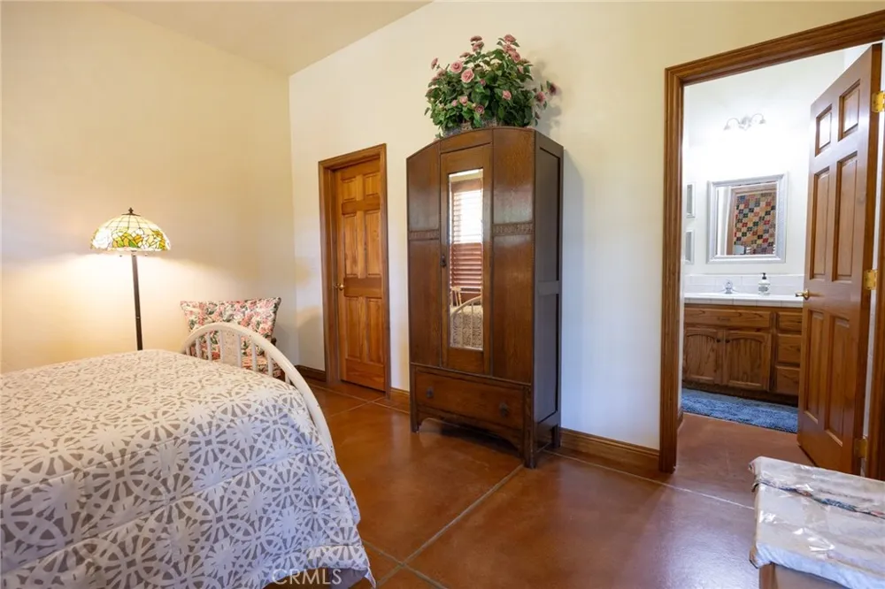 1087 Ben Hur Road Raymond, CA 93653