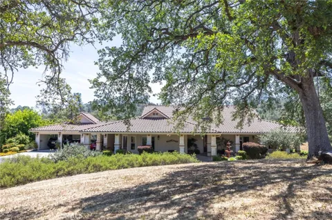 1087 Ben Hur Road